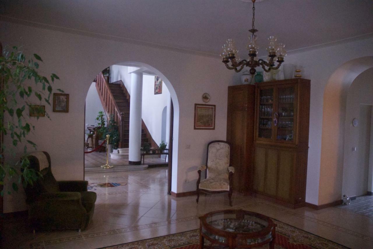 لا روشيفوكولد Le Clos Des Cedres B&B المظهر الخارجي الصورة