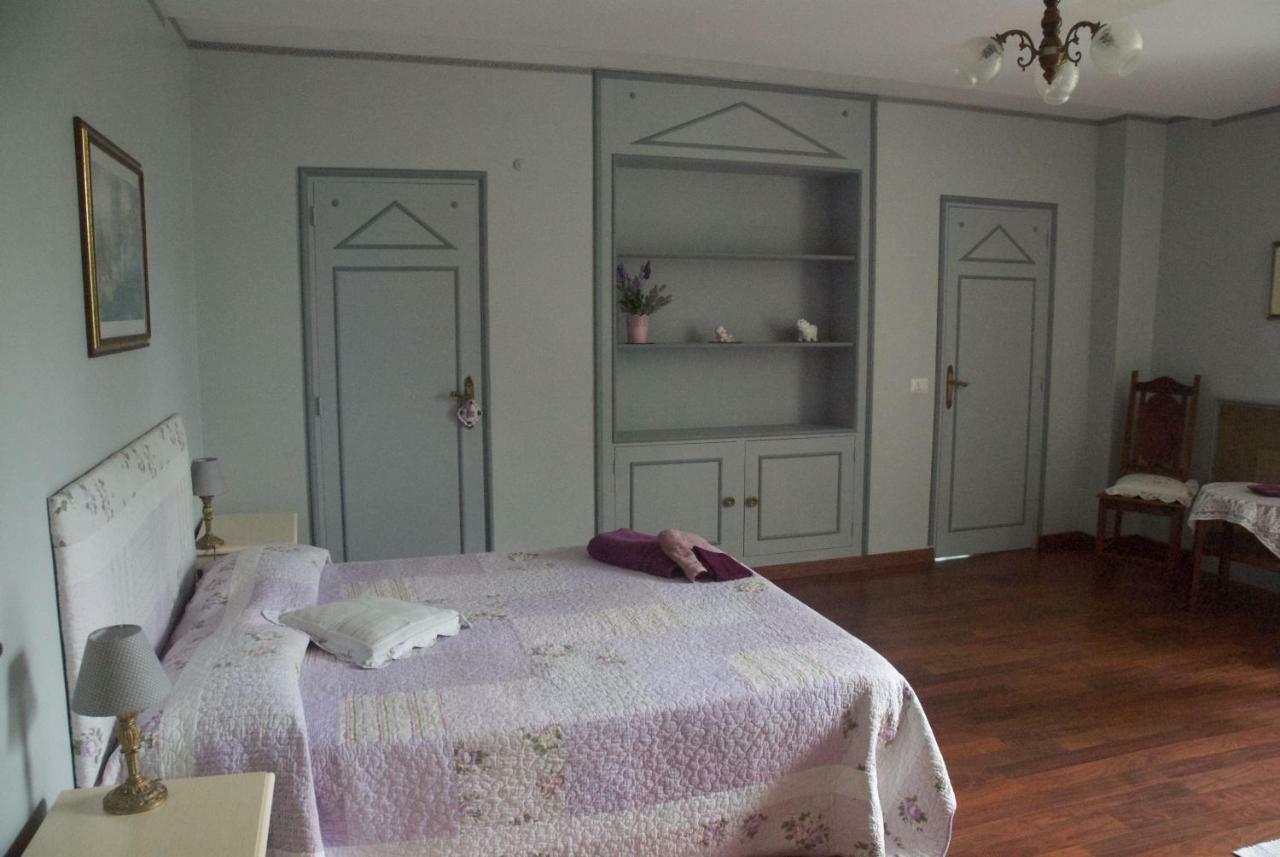 لا روشيفوكولد Le Clos Des Cedres B&B المظهر الخارجي الصورة