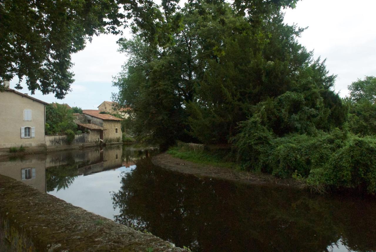 لا روشيفوكولد Le Clos Des Cedres B&B المظهر الخارجي الصورة